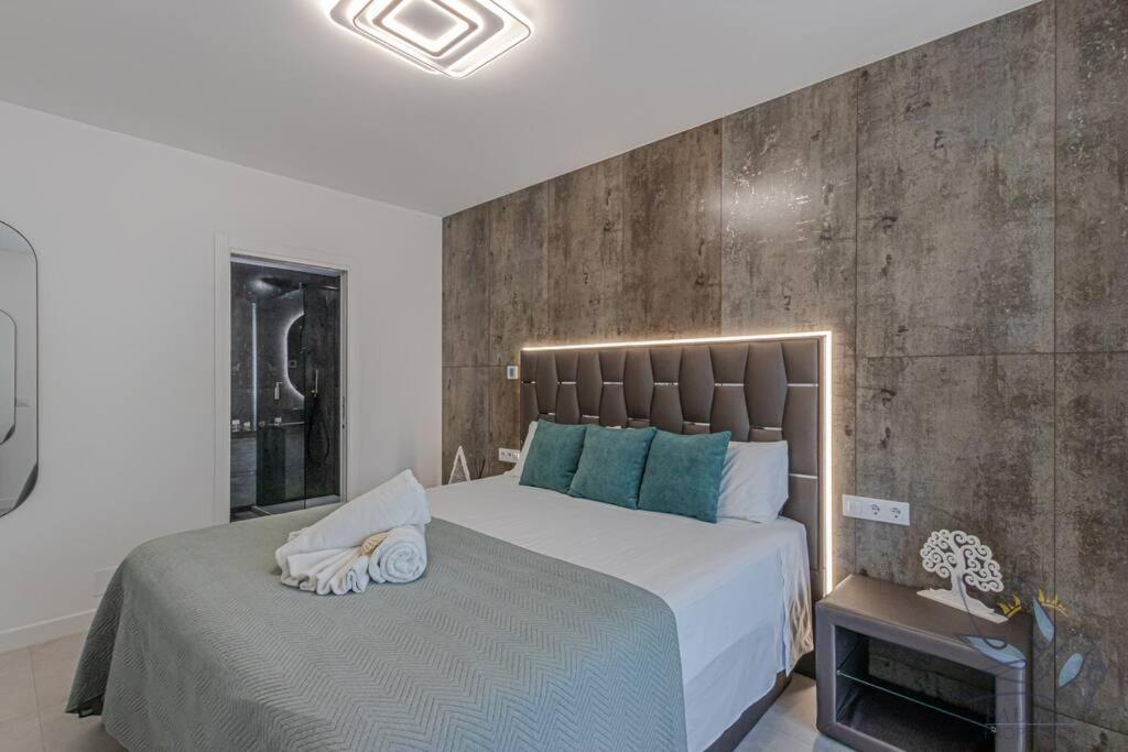 Puerto Marina Luxury 2Bdr Apartment With Sea View Benalmádena Kültér fotó