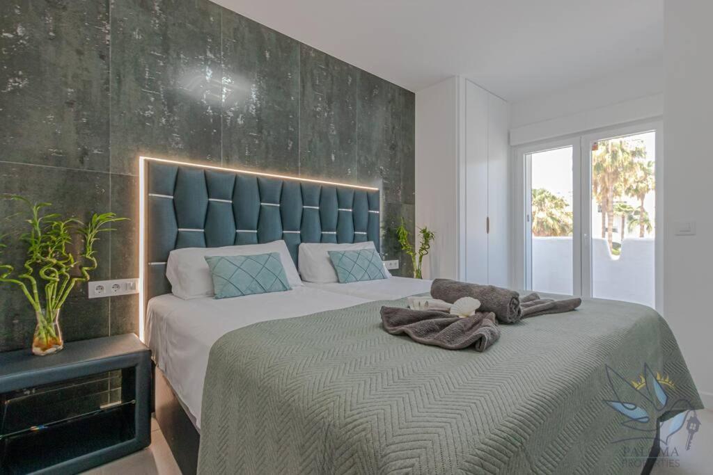 Puerto Marina Luxury 2Bdr Apartment With Sea View Benalmádena Kültér fotó